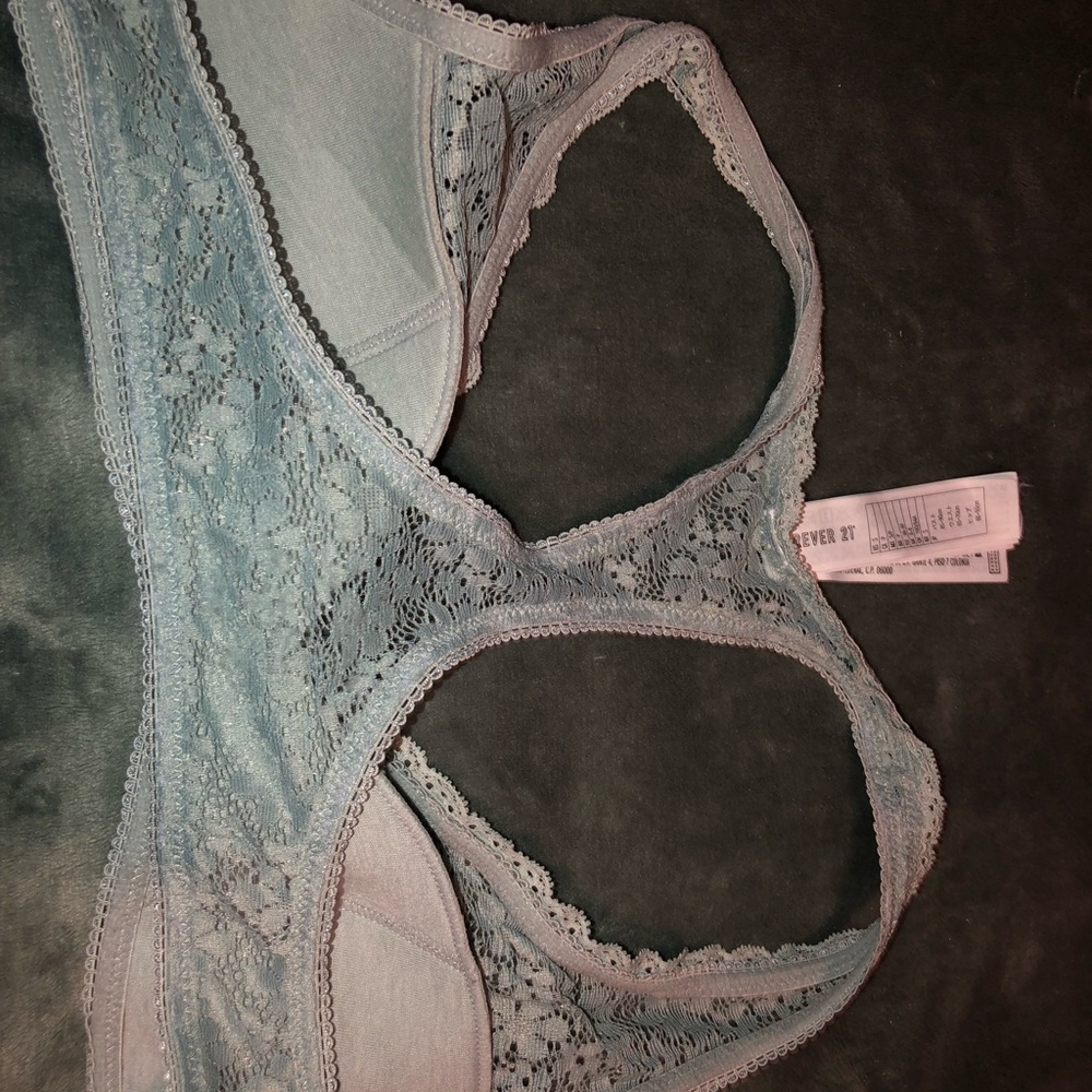 Bralette - Picture 2 of 2